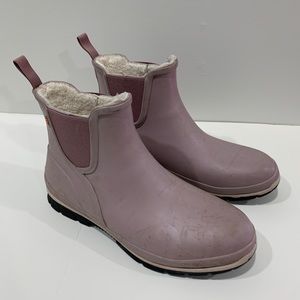 Bogs Amanda Chelsea Plush Boots-Lilac